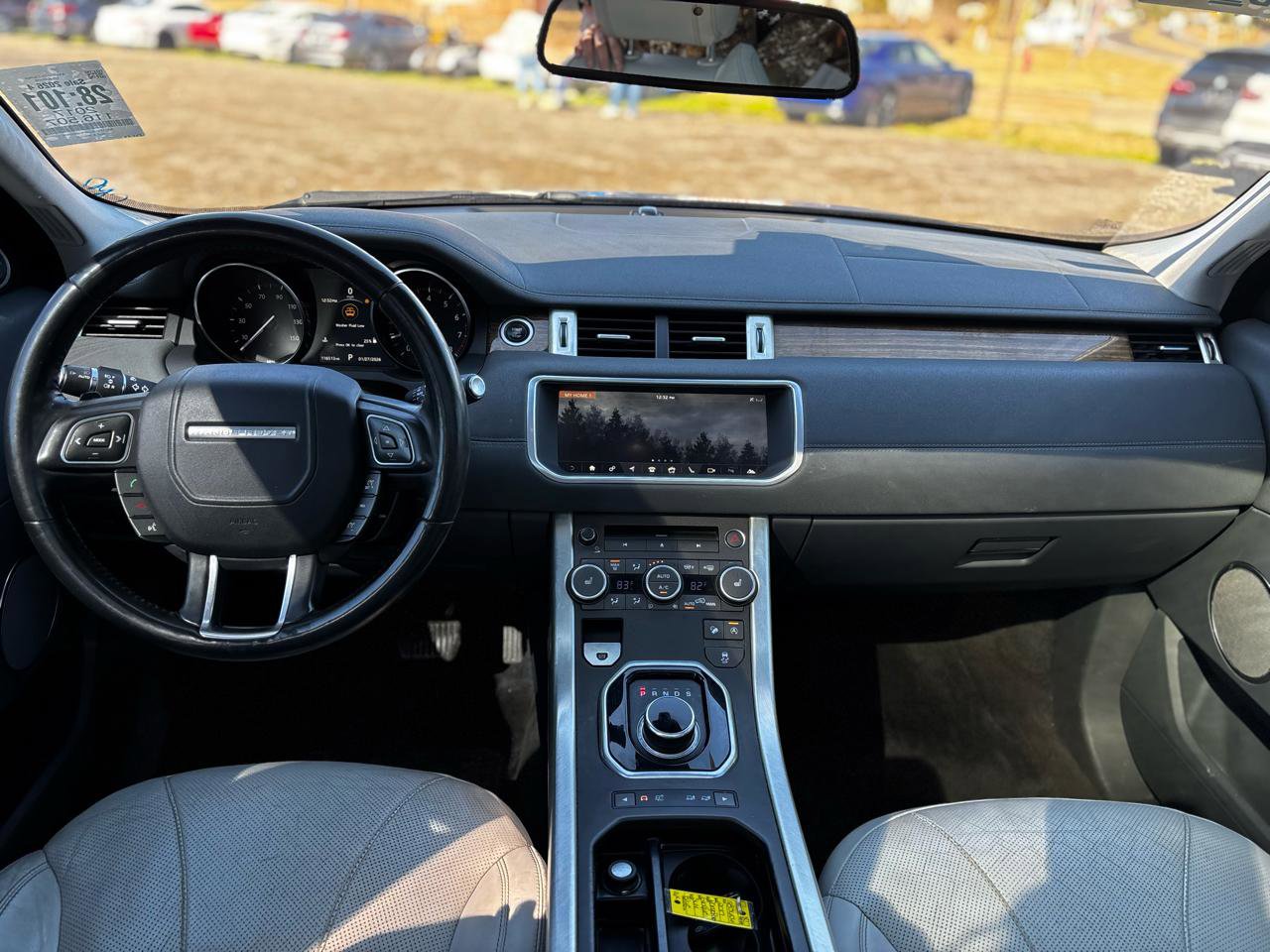 Used 2017 Land Rover Range Rover Evoque HSE AWD/4WD image 4