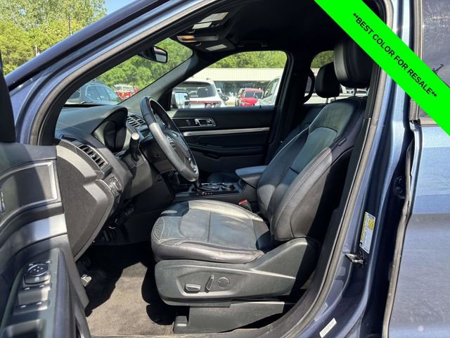 Used 2018 Ford Explorer XLT w/ Equipment Group 202A AWD/4WD image 3