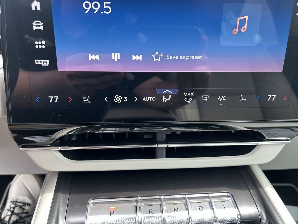 New 2026 Lincoln Nautilus Premier w/ Jet Appearance Package AWD/4WD image 24