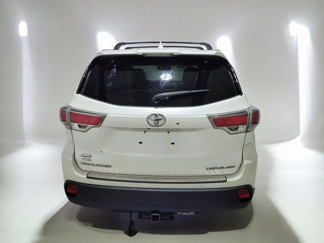 Used 2015 Toyota Highlander Limited image 23