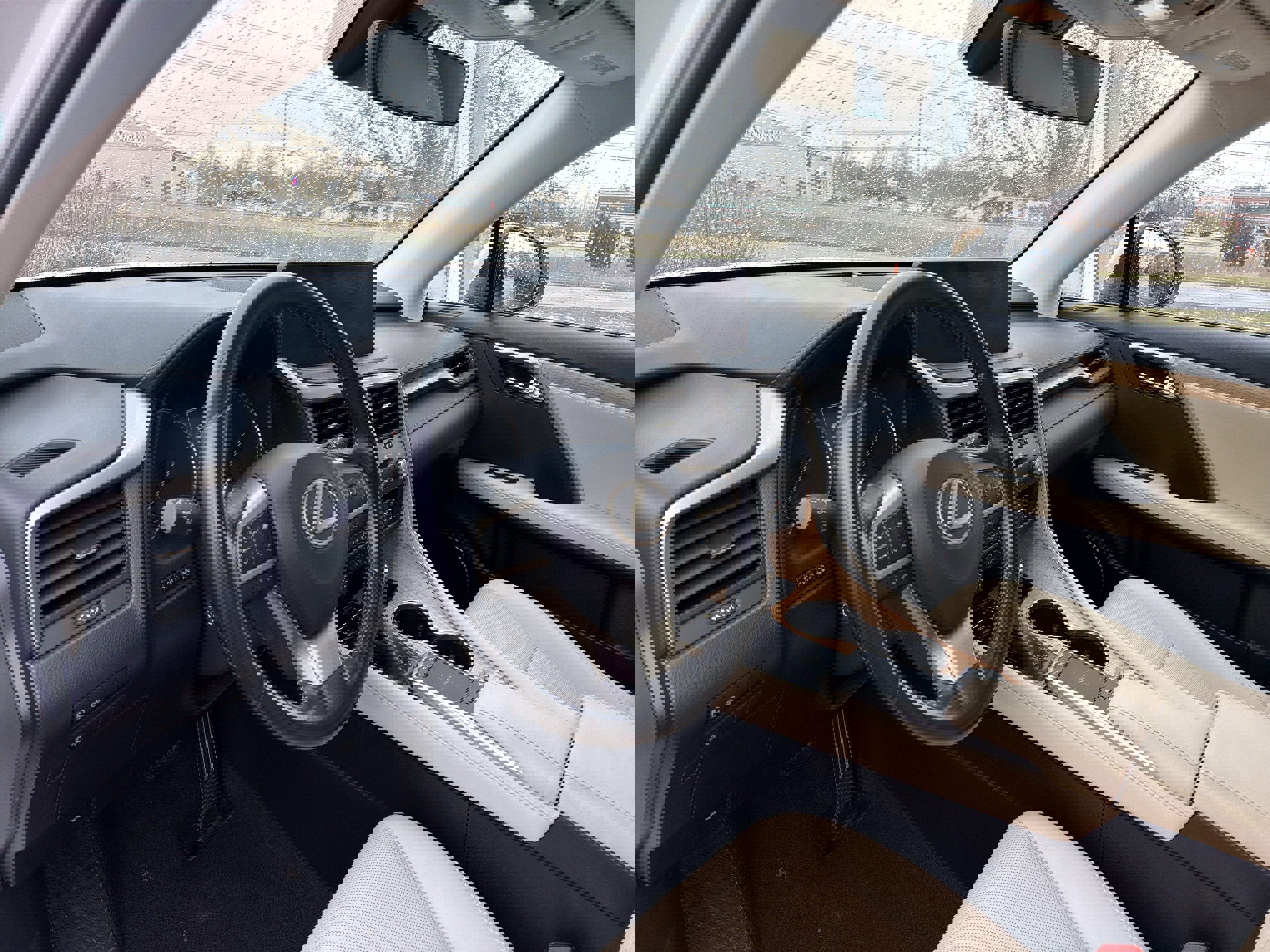 Used 2021 Lexus RX 350L Premium image 7