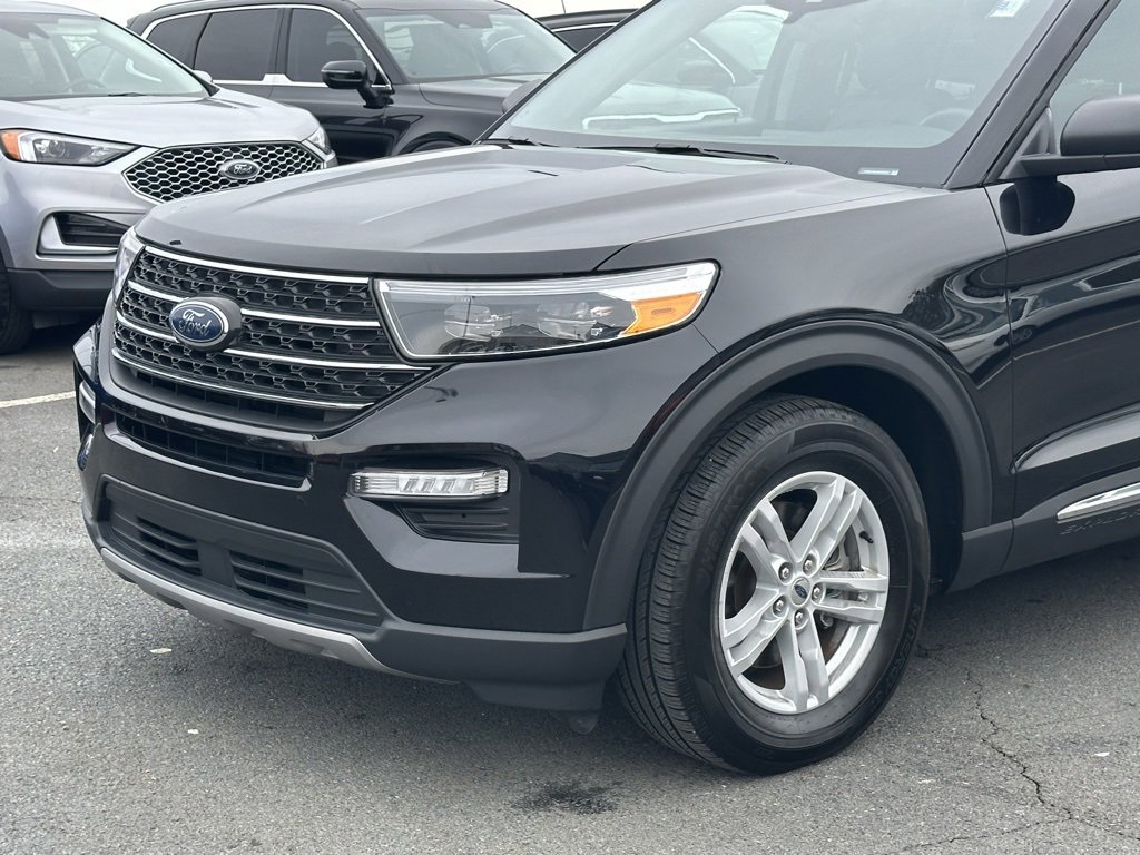 Used 2024 Ford Explorer XLT w/ Equipment Group 202A image 35