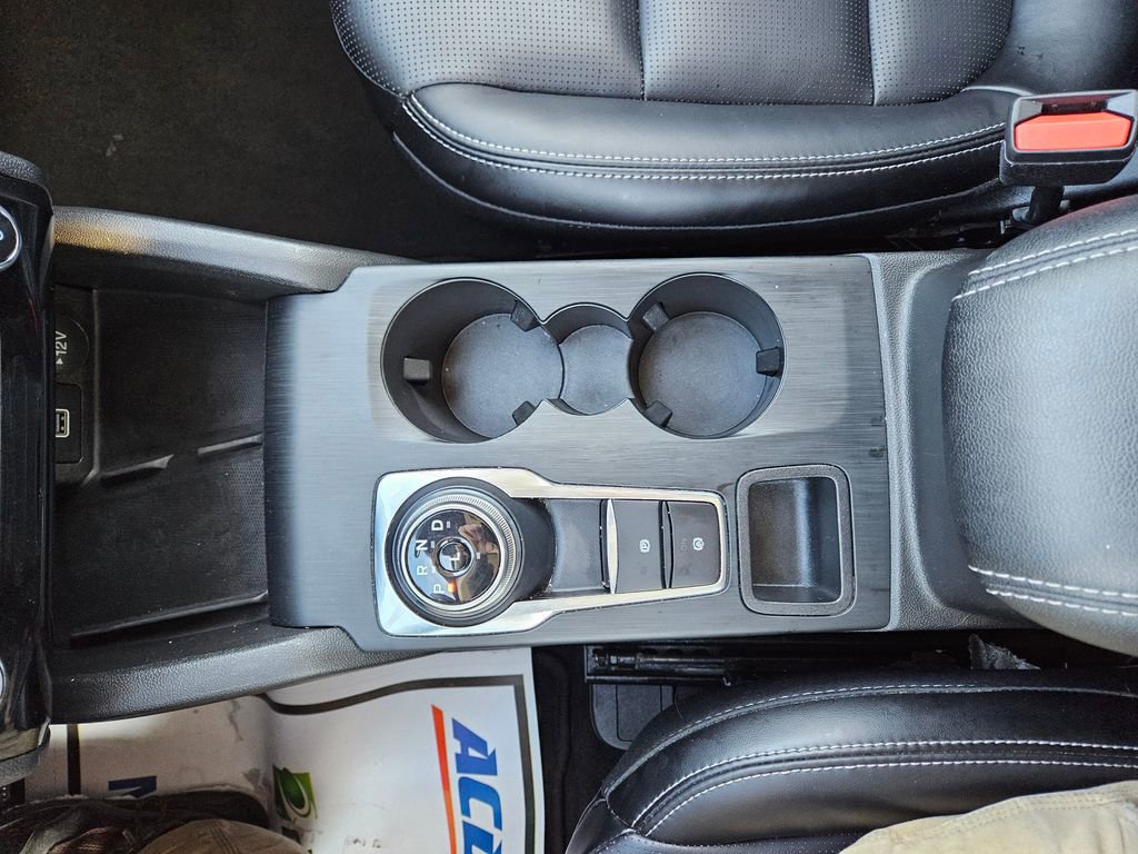 Used 2024 Ford Escape Platinum image 17