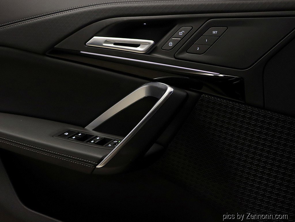 Used 2026 BMW X2 xDrive28i w/ Technology Package image 15