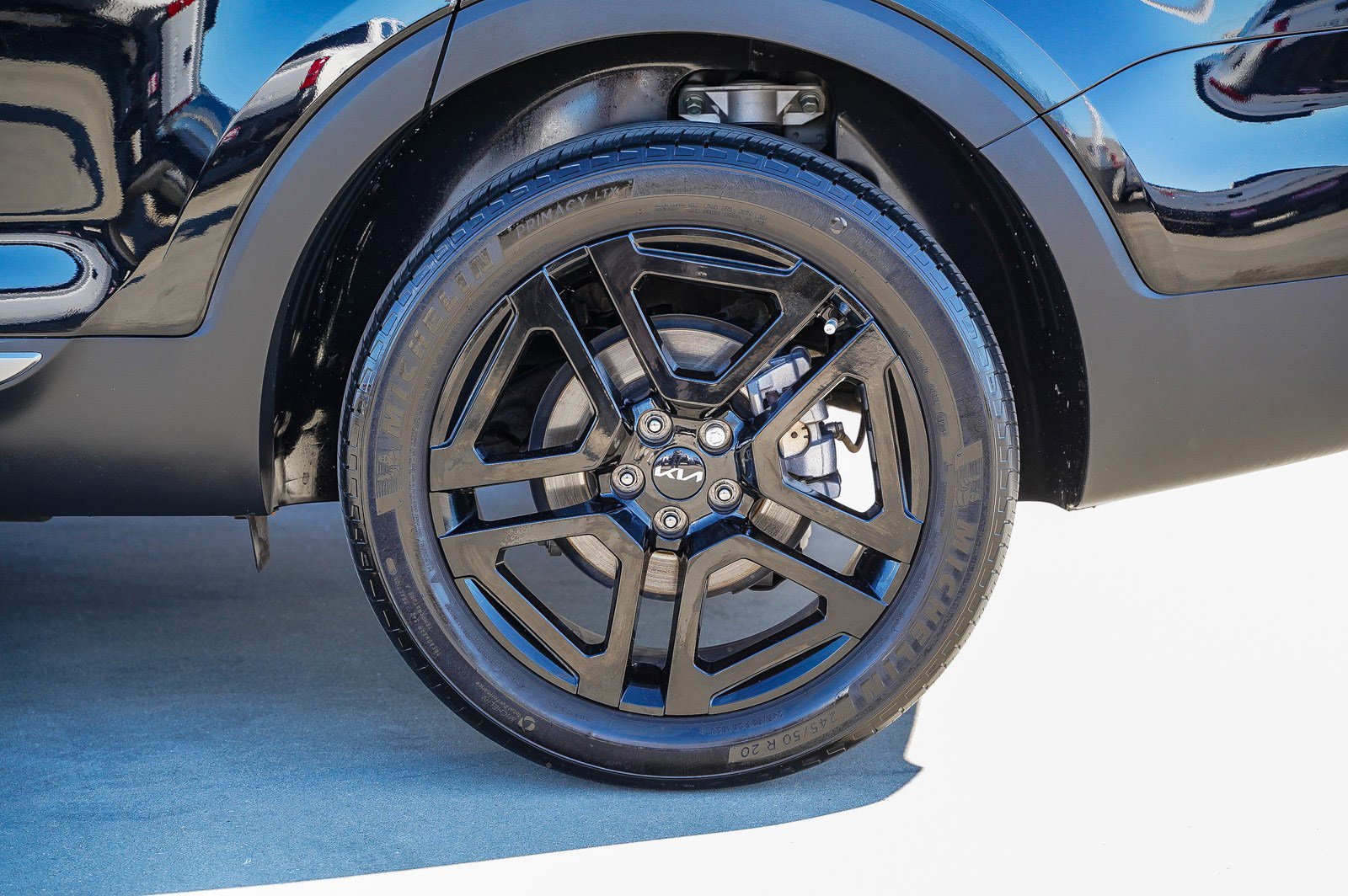 Used 2023 Kia Telluride EX X-Line image 6