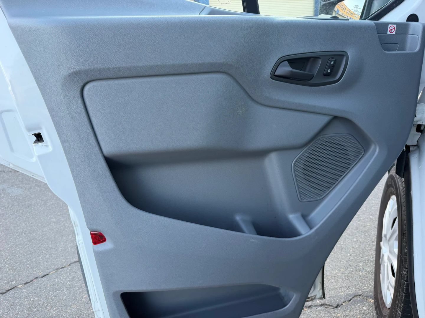 Used 2019 Ford Transit 350 XLT RWD image 9