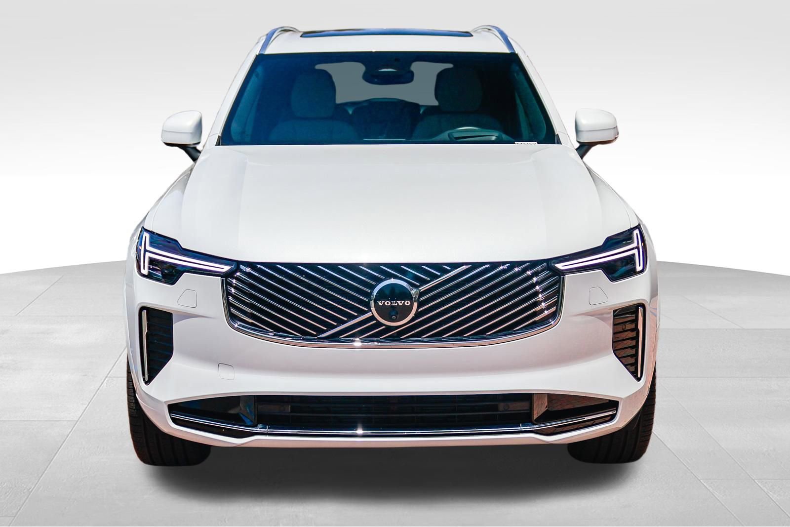 Used 2026 Volvo XC90 B6 Ultra w/ Protection Package AWD/4WD image 2