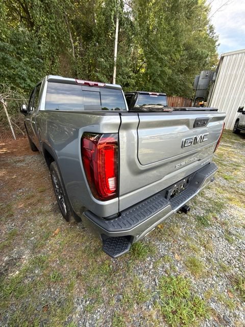Used 2024 GMC Sierra 1500 Denali Ultimate AWD/4WD image 4