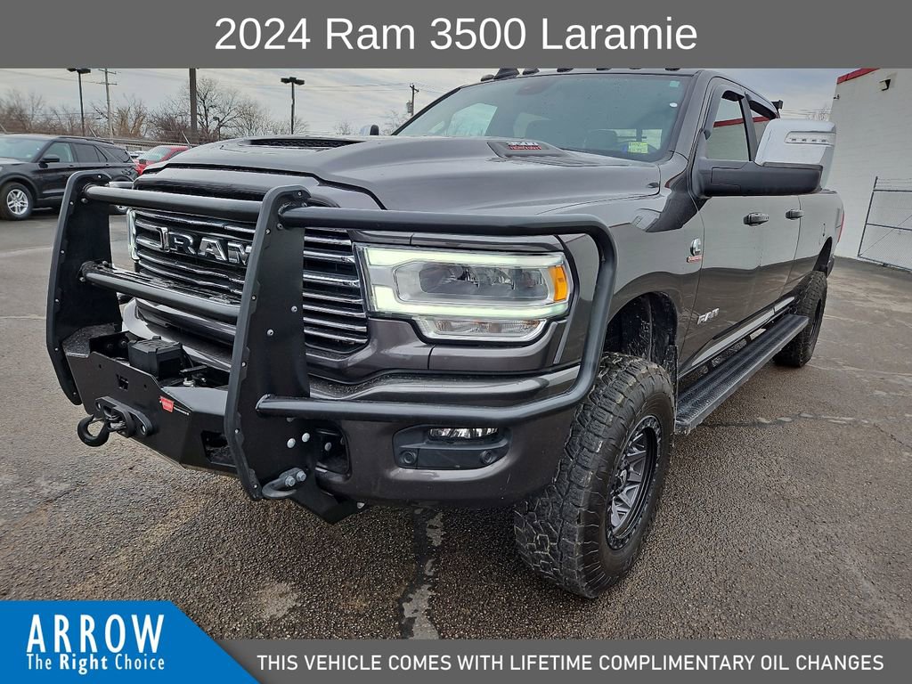 Used 2024 RAM 3500 Laramie w/ Sport Appearance Package image 4