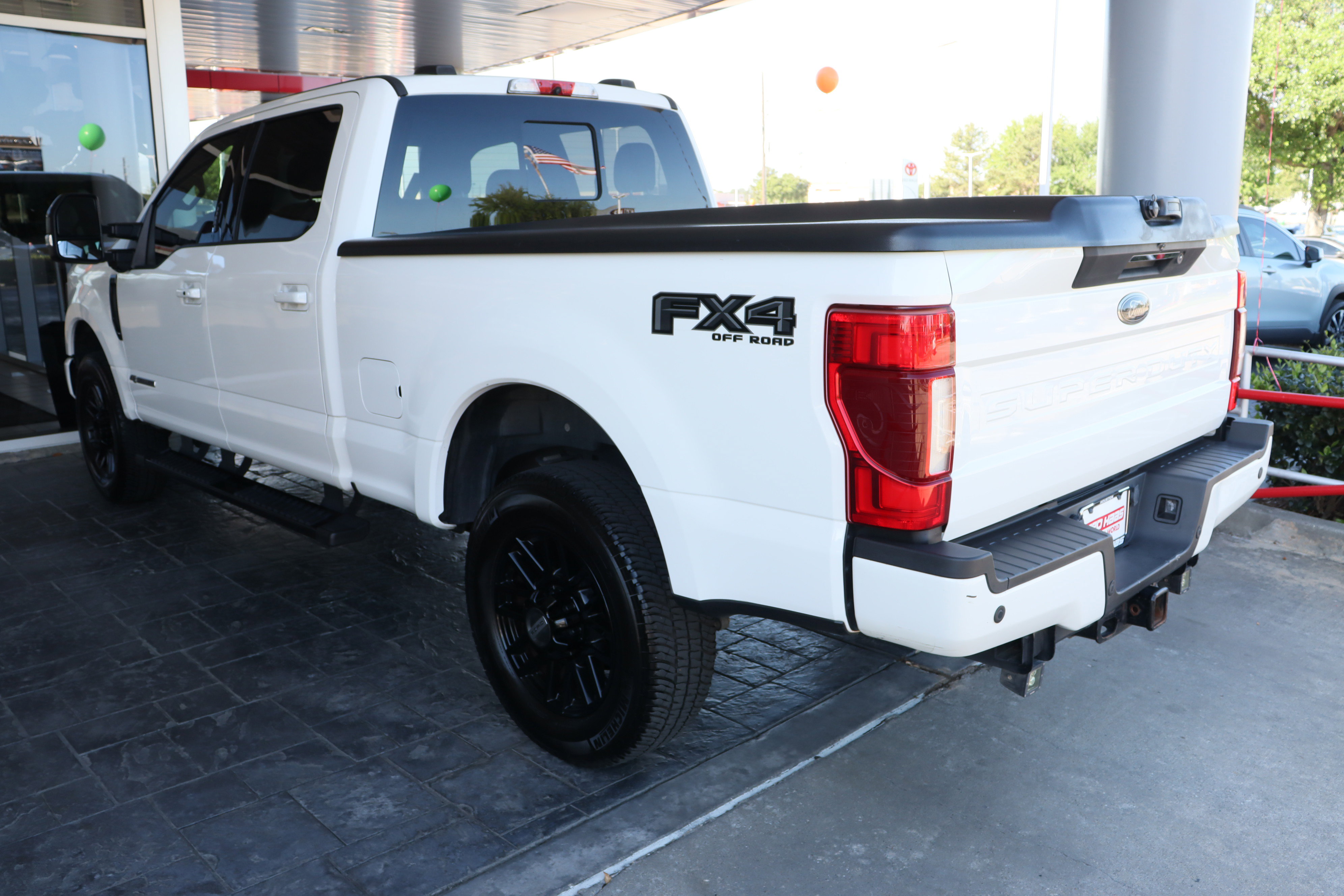Used 2020 Ford F250 Lariat image 9