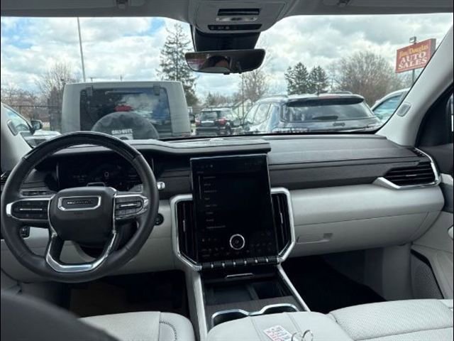 Used 2024 GMC Acadia Denali w/ Super Cruise Package image 17