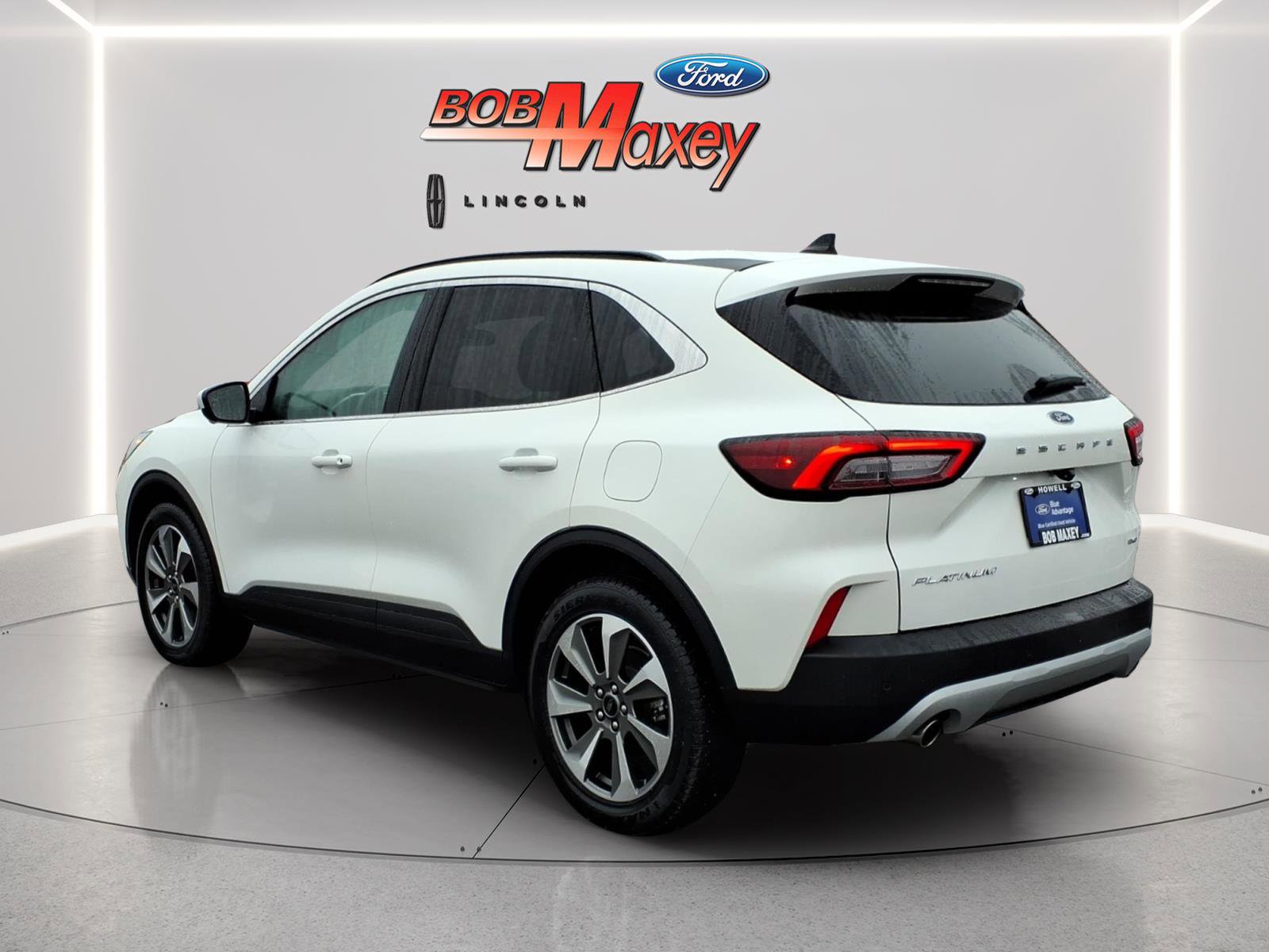 Used 2024 Ford Escape Platinum image 7