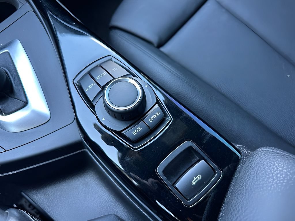 Used 2017 BMW 230i Convertible RWD image 15