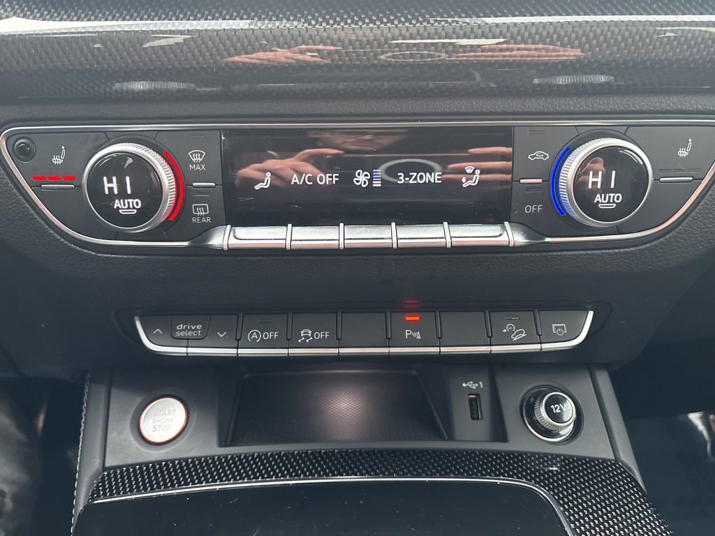 Used 2024 Audi SQ5 Premium Plus image 28