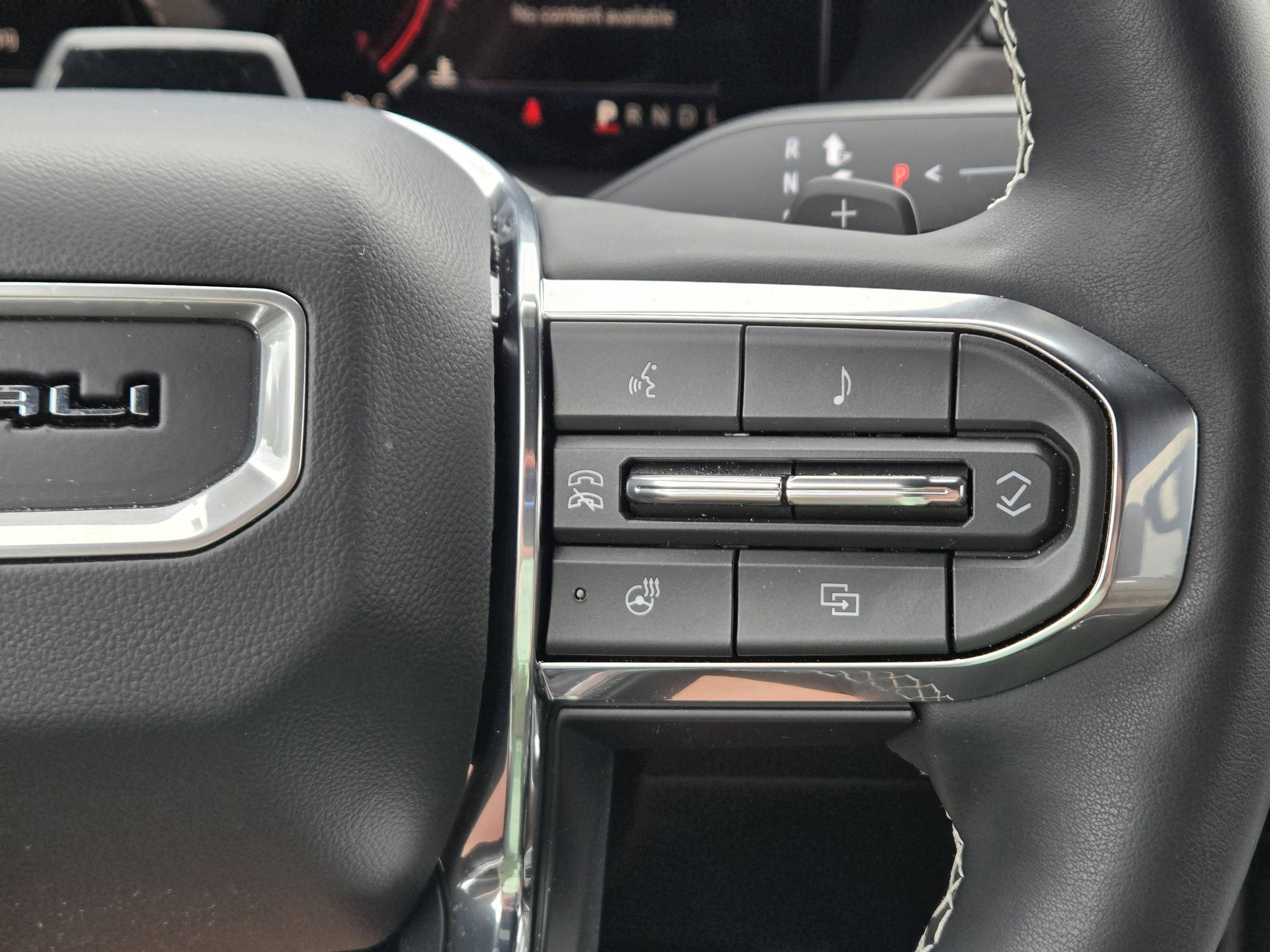 Used 2026 GMC Acadia Denali Ultimate FWD image 25