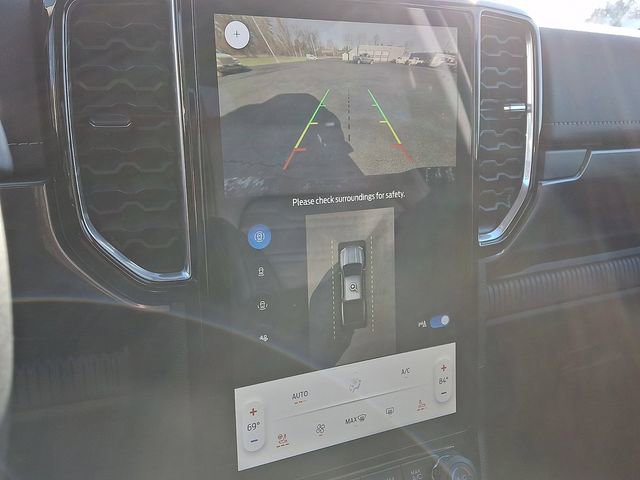 Used 2025 Ford Ranger Lariat w/ FX4 Off-Road Package image 4
