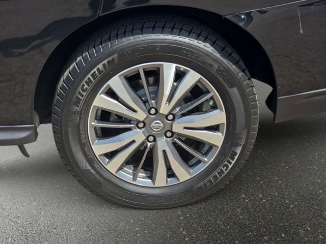 Used 2018 Nissan Pathfinder SV AWD/4WD image 33