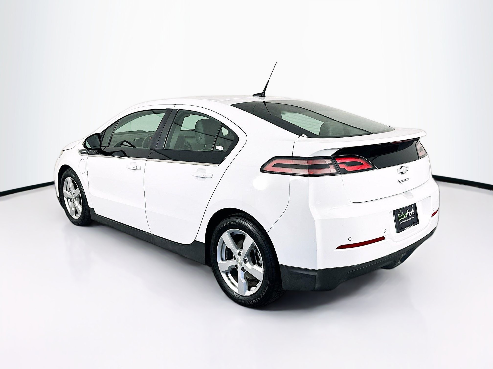Used 2013 Chevrolet Volt Premium w/ Premium Trim Package FWD image 5