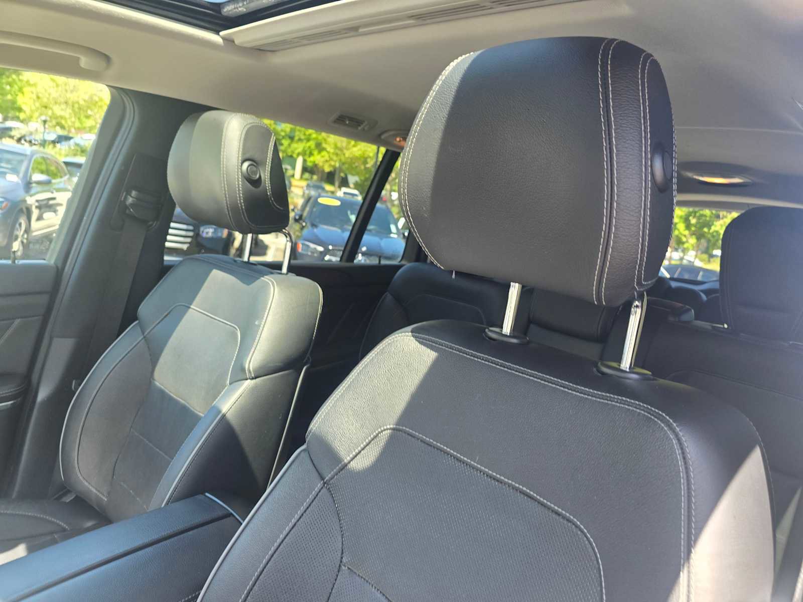 Used 2013 Mercedes-Benz GL 450 4MATIC image 26