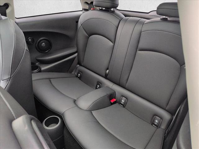 Used 2024 MINI Cooper SE image 20