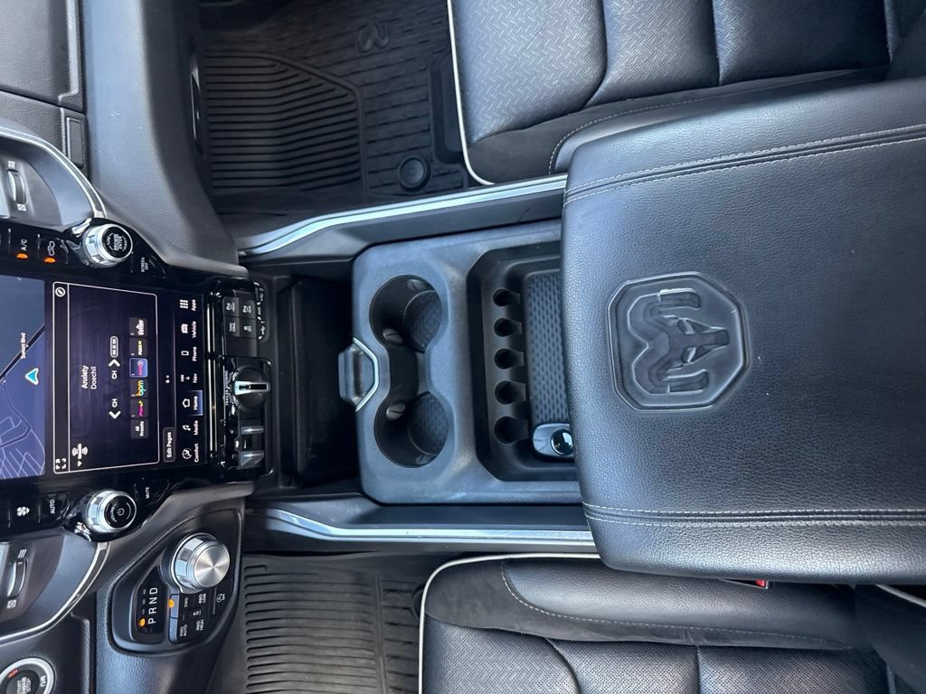 Used 2023 RAM 1500 Laramie AWD/4WD image 19