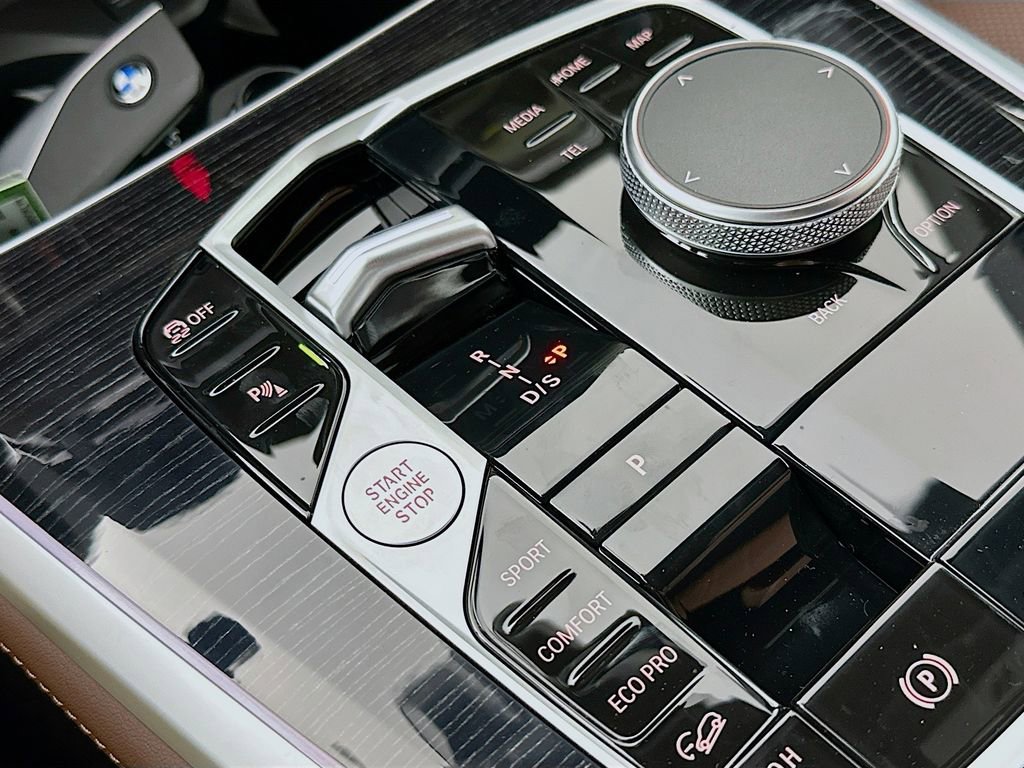 New 2026 BMW X5 xDrive40i w/ M Sport Package image 22