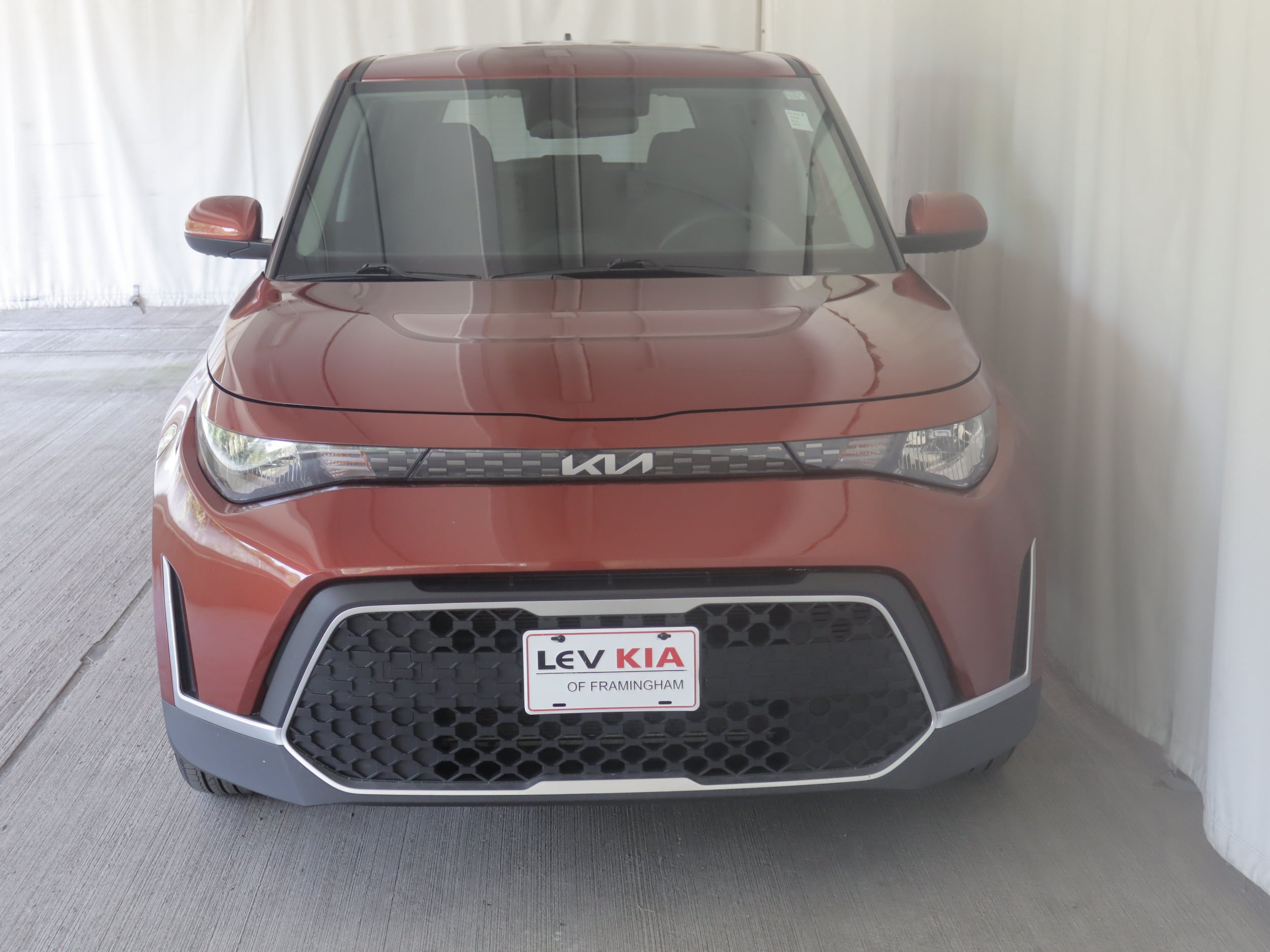 Used 2023 Kia Soul LX w/ LX Technology Package FWD image 3