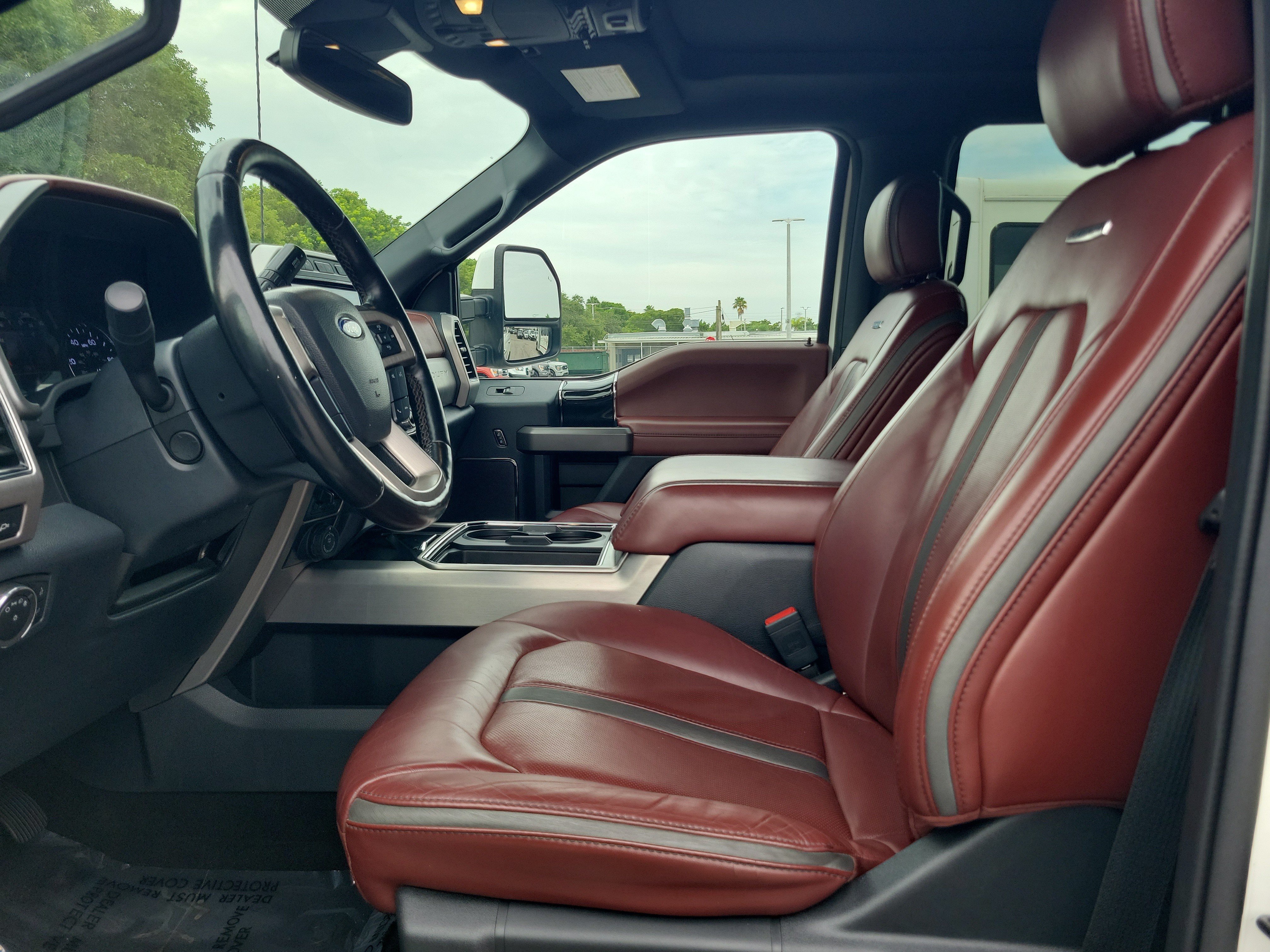 Used 2022 Ford F350 Platinum AWD/4WD image 11