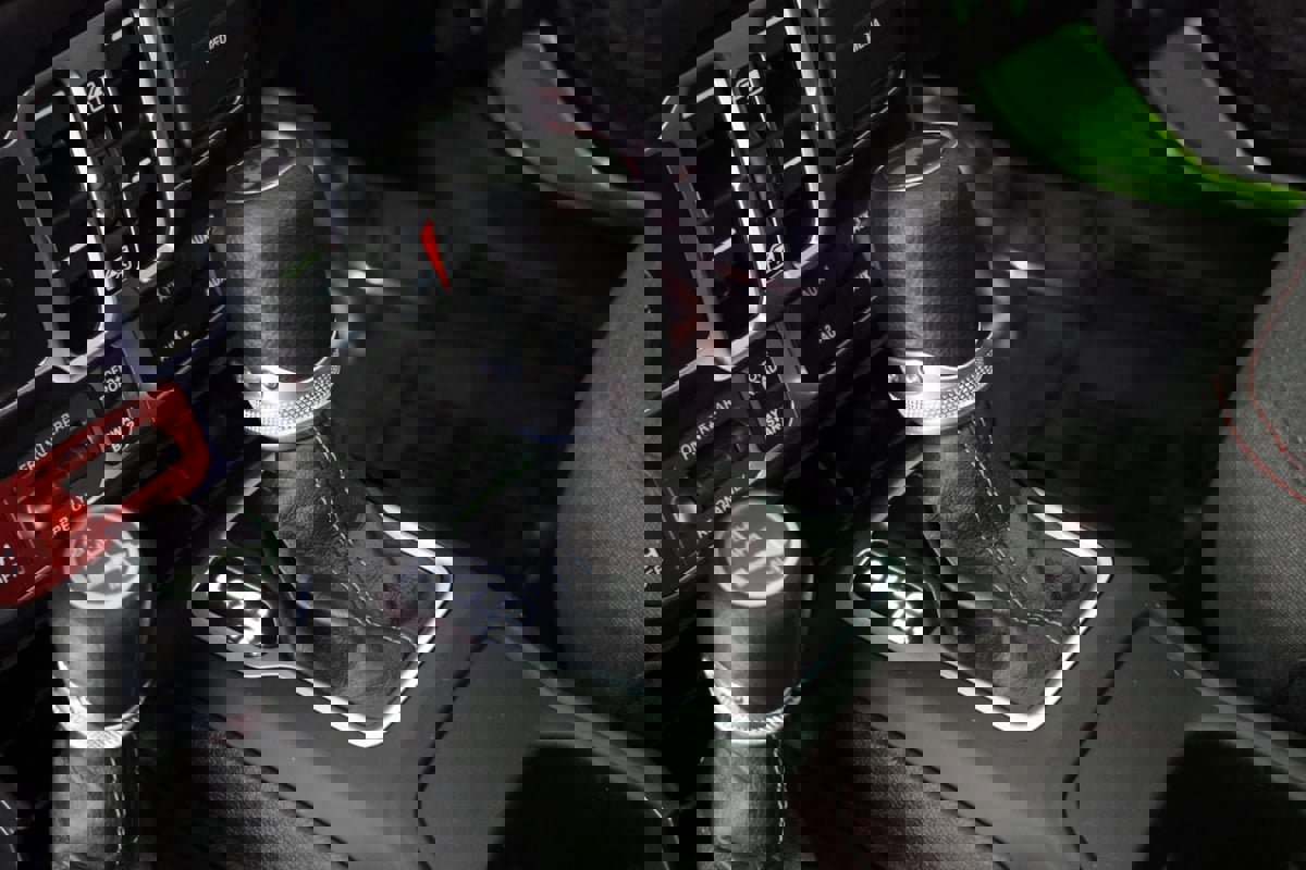 Used 2025 Jeep Wrangler Unlimited Rubicon image 6