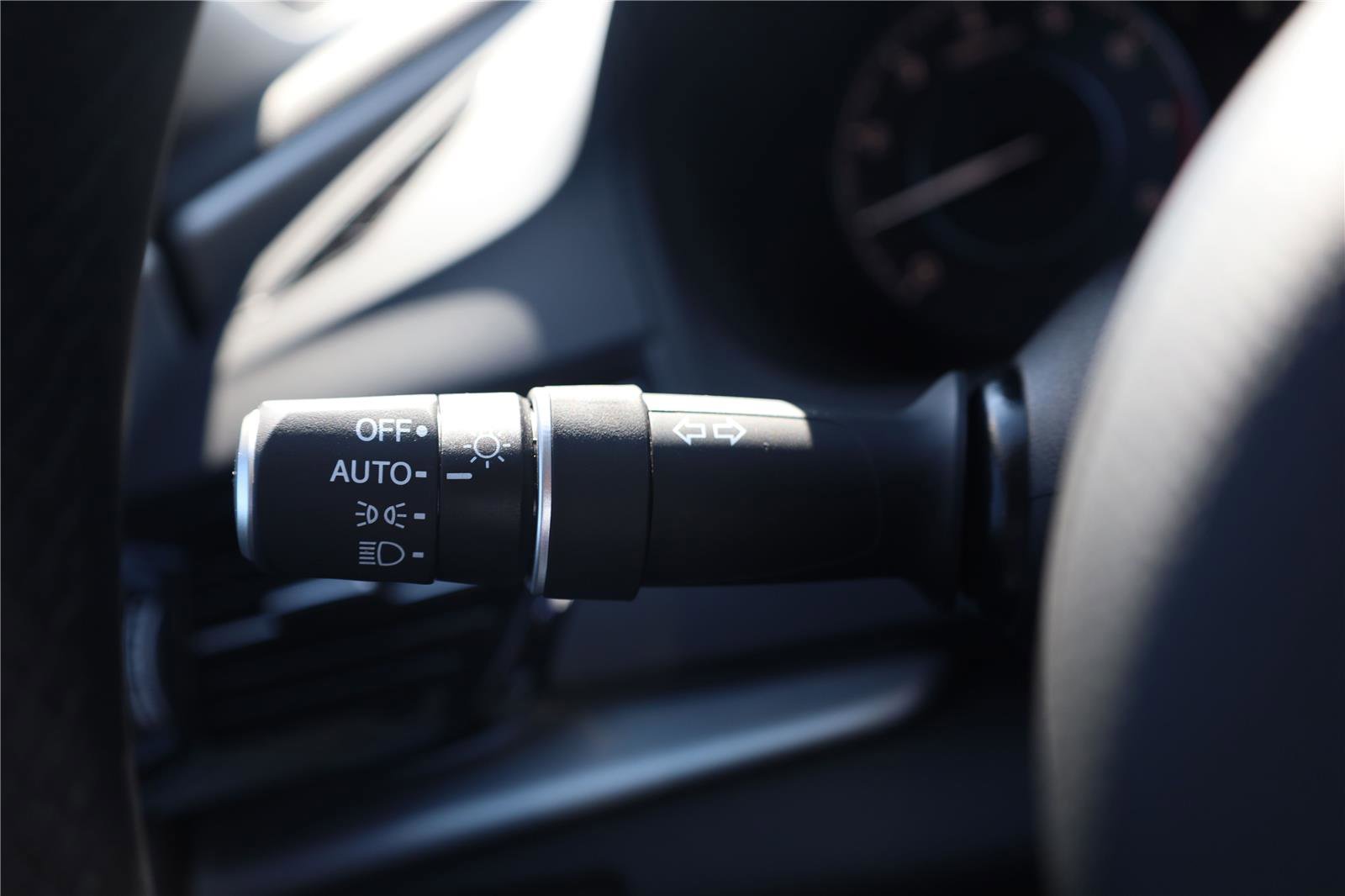 New 2025 Acura RDX SH-AWD w/Tech image 16