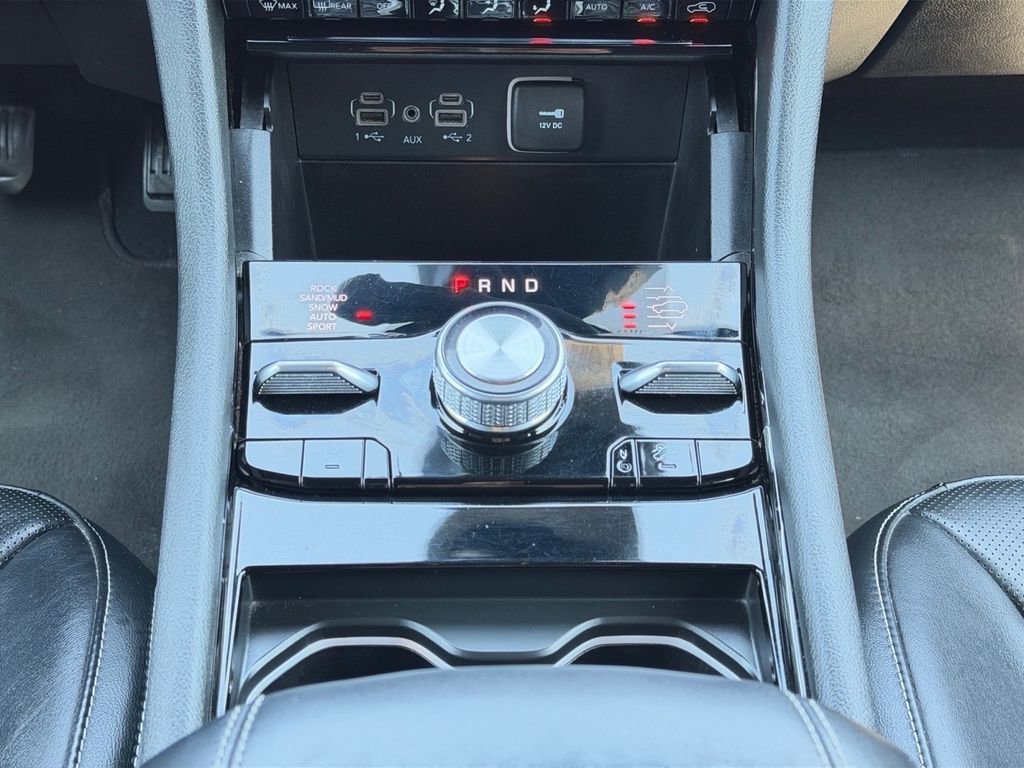 Used 2023 Jeep Grand Cherokee Overland AWD/4WD image 20