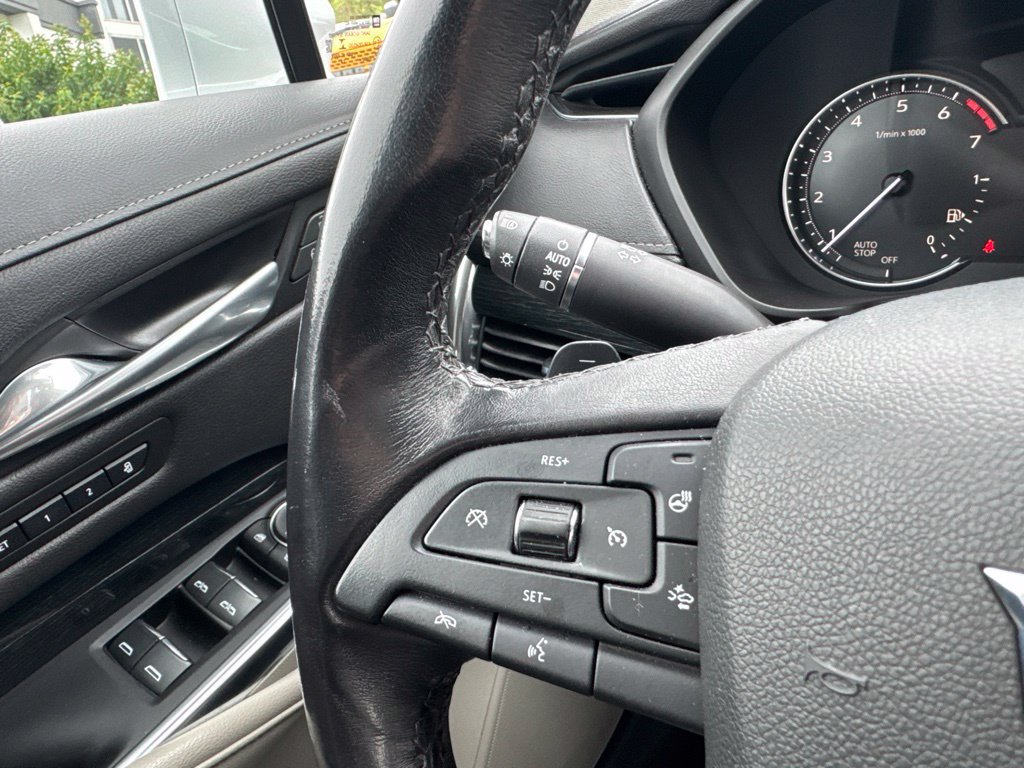Used 2019 Cadillac XT4 Premium Luxury FWD image 17