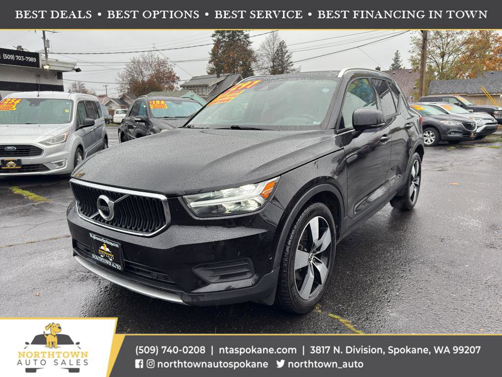 Used 2019 Volvo XC40 T5 Momentum