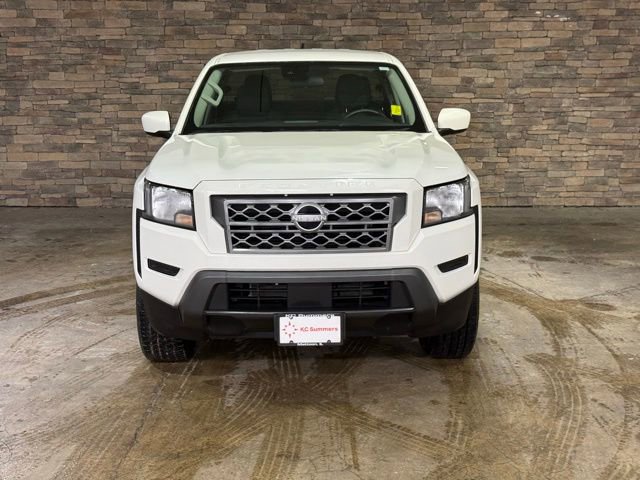 Certified 2024 Nissan Frontier SV image 2