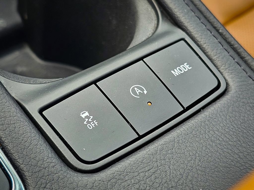 Used 2023 Cadillac XT4 Sport image 30