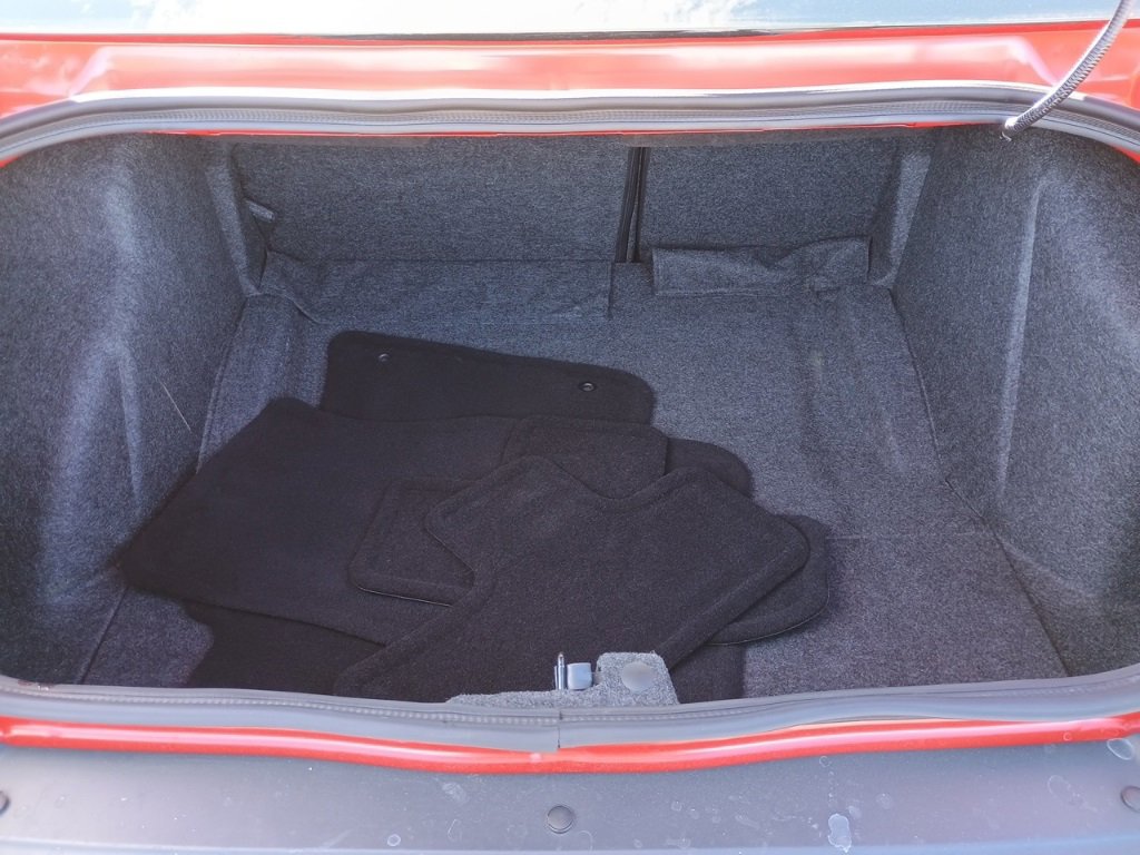 Used 2019 Dodge Challenger R/T w/ Blacktop Package image 17