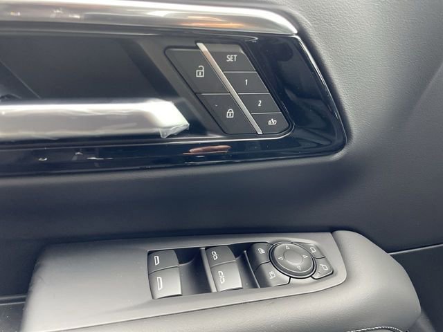 New 2026 Chevrolet Suburban LT w/ Comfort Package image 13