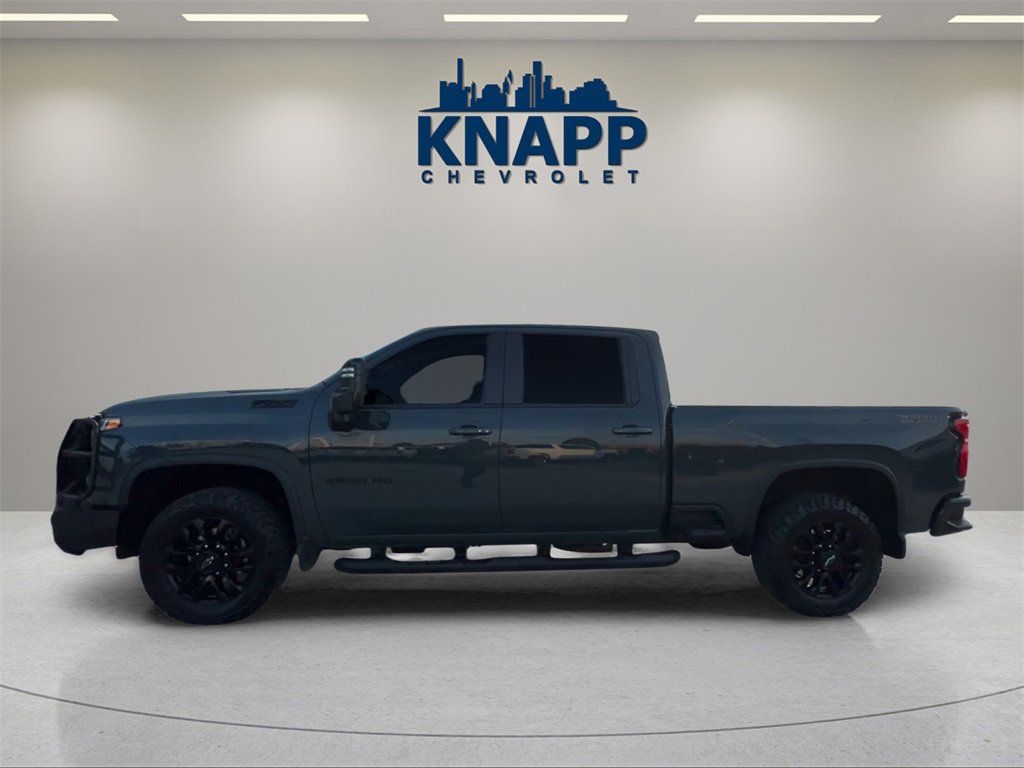 Used 2025 Chevrolet Silverado 2500 LT w/ Trail Boss Package image 2