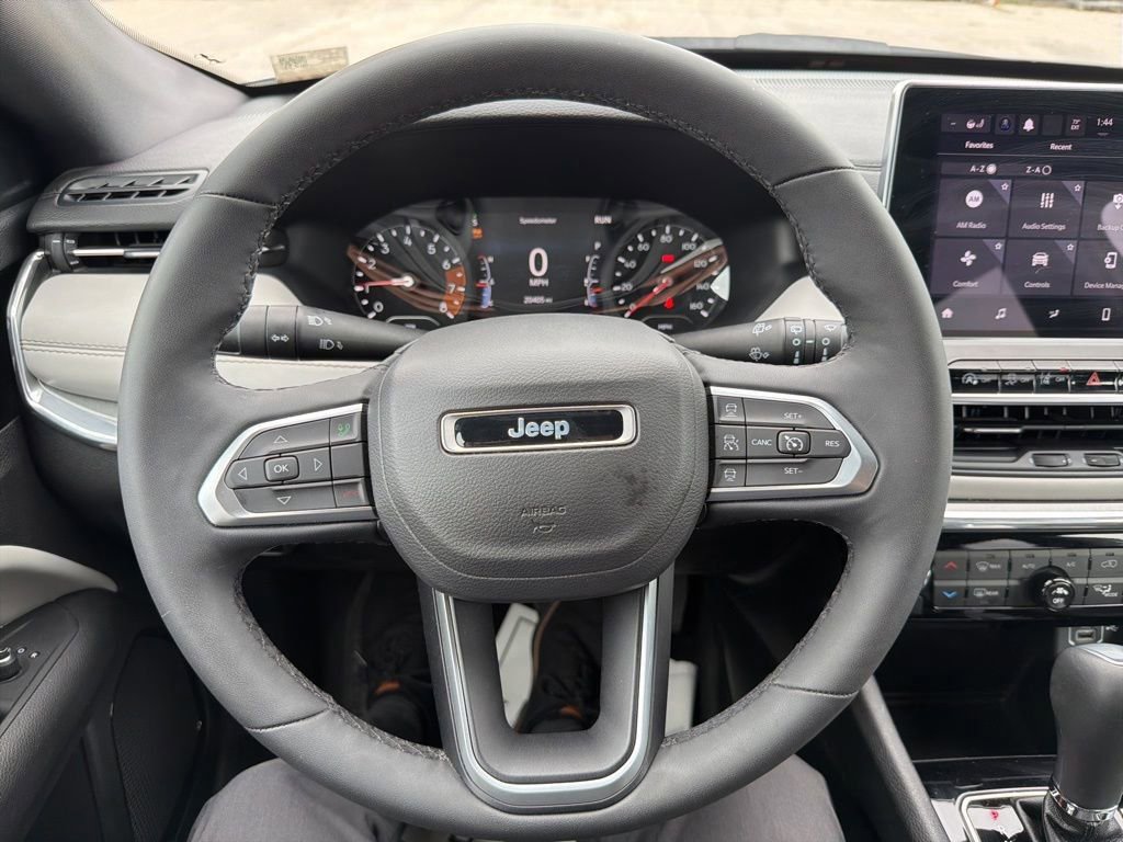 Used 2024 Jeep Compass Limited AWD/4WD image 12