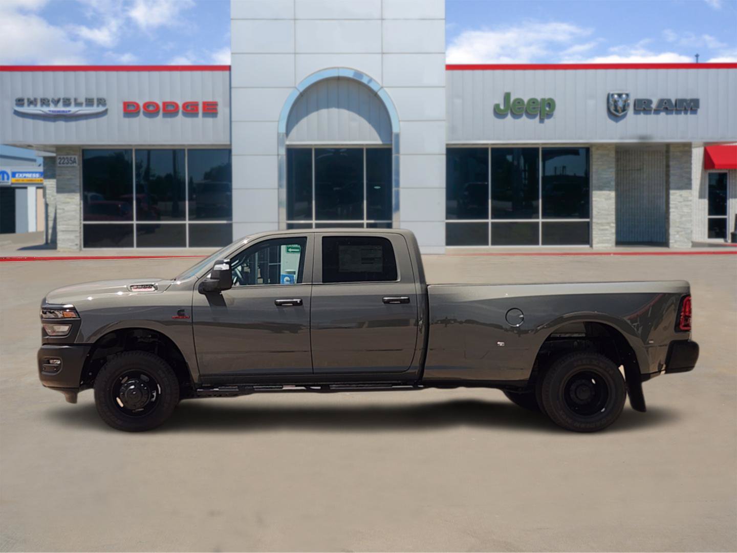 New 2026 RAM 3500 Tradesman AWD/4WD image 3