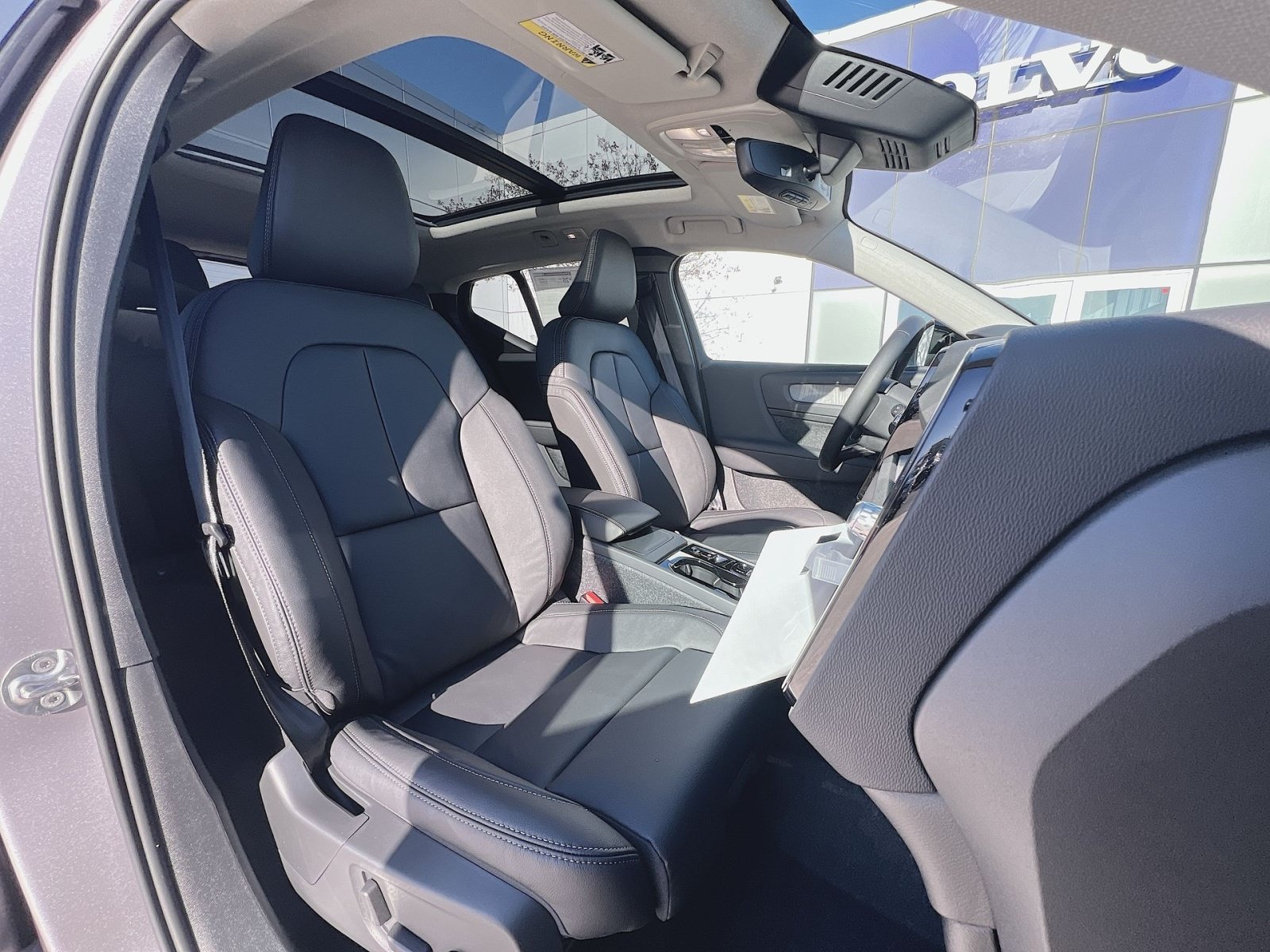New 2026 Volvo XC40 B5 Ultra w/ Protection Package Premier AWD/4WD image 27