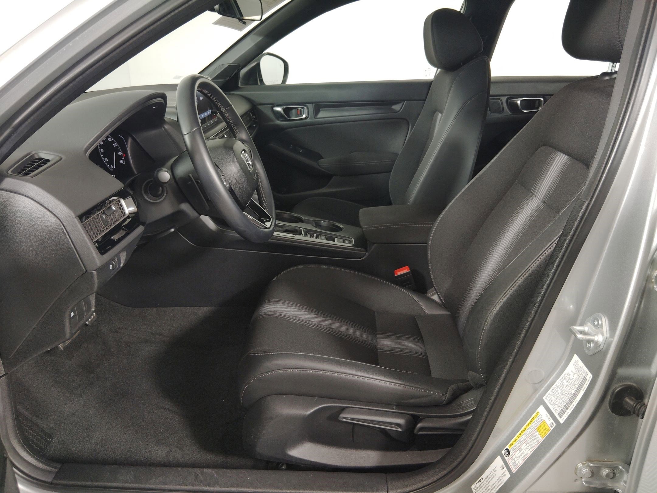 Certified 2025 Honda Civic Sport image 5