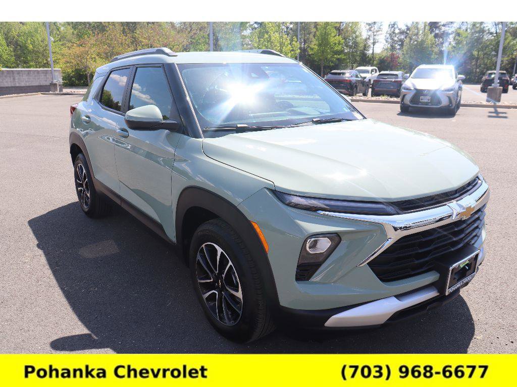 Certified 2025 Chevrolet TrailBlazer LT w/ Convenience Package FWD image 1
