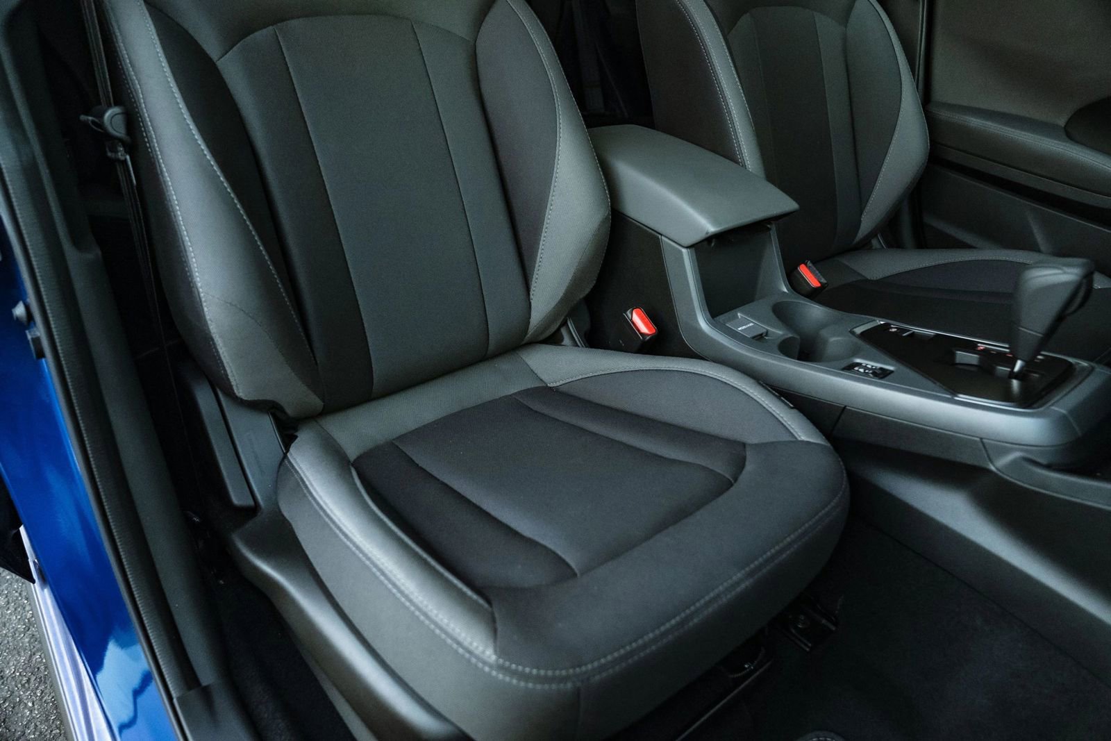 Used 2025 Subaru Crosstrek 2.0i Premium image 34