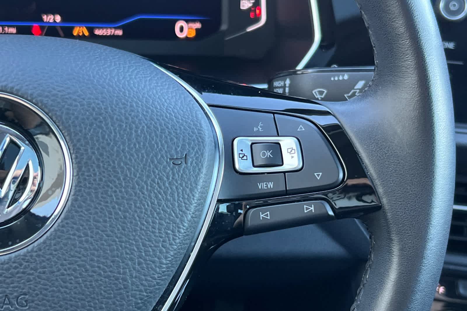 Used 2019 Volkswagen Jetta SEL FWD image 25