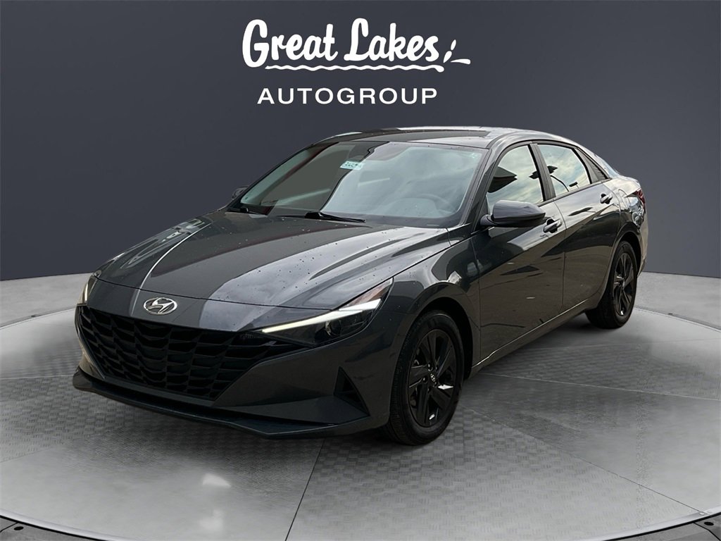 Used 2023 Hyundai Elantra SEL w/ Preferred Accessory Package