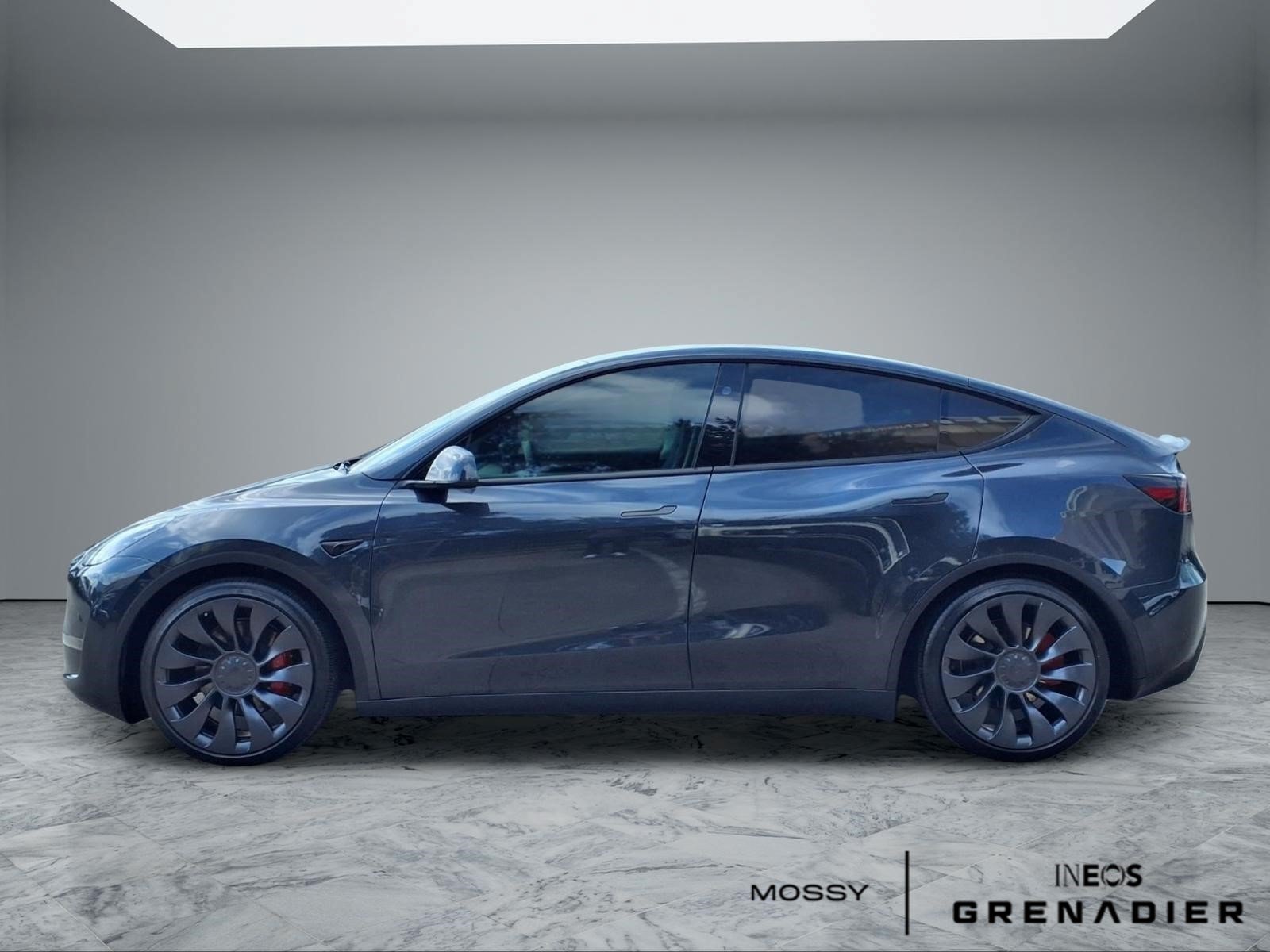 Used 2025 Tesla Model Y Performance AWD/4WD image 5
