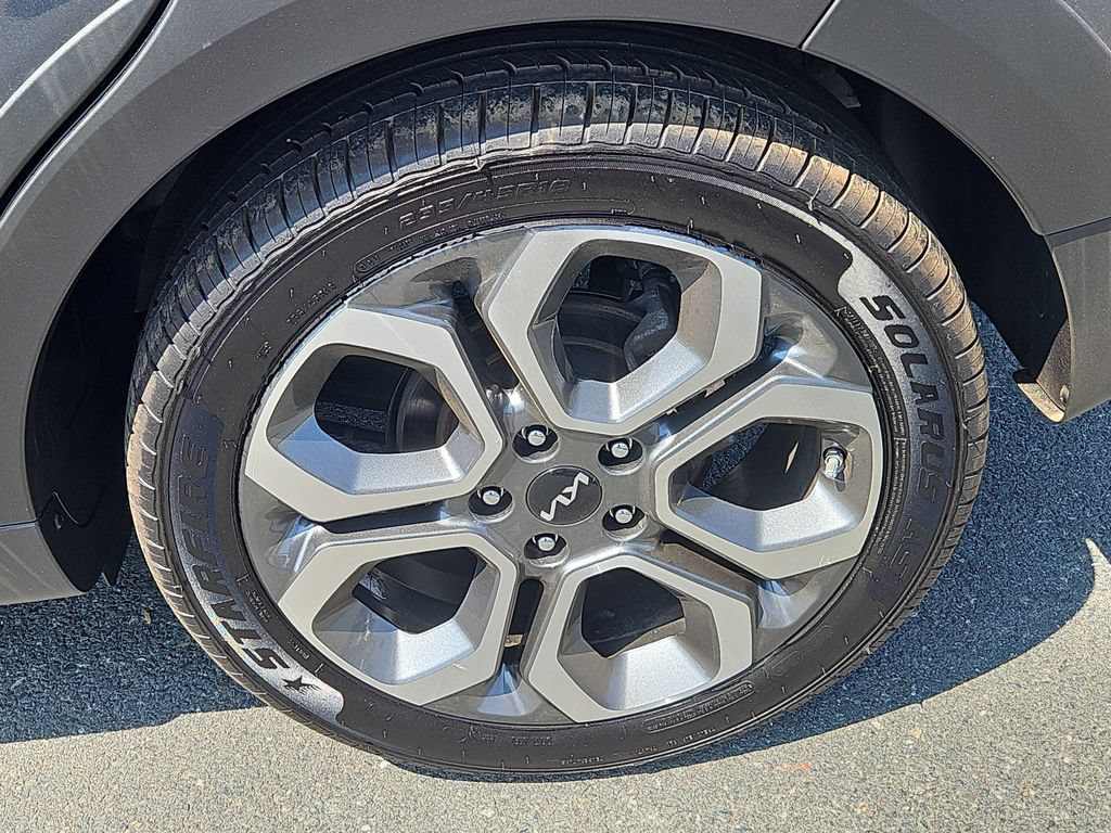 Certified 2022 Kia Soul X-Line FWD image 7