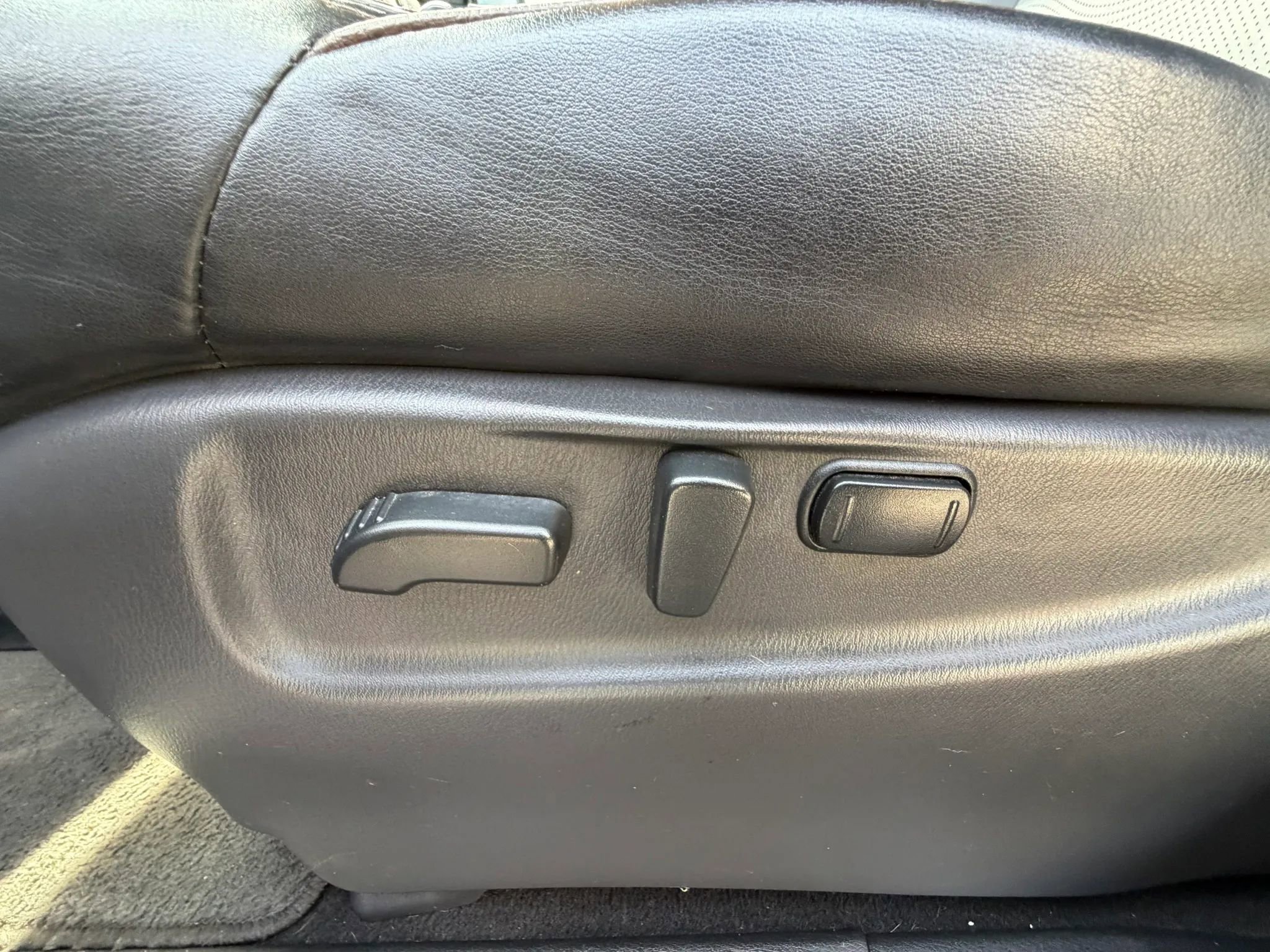 Used 2018 Nissan Armada SL w/ Moonroof Package image 26