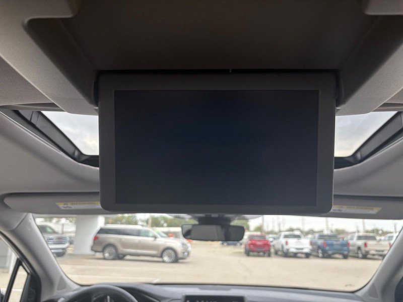 Used 2023 Honda Odyssey Elite image 18